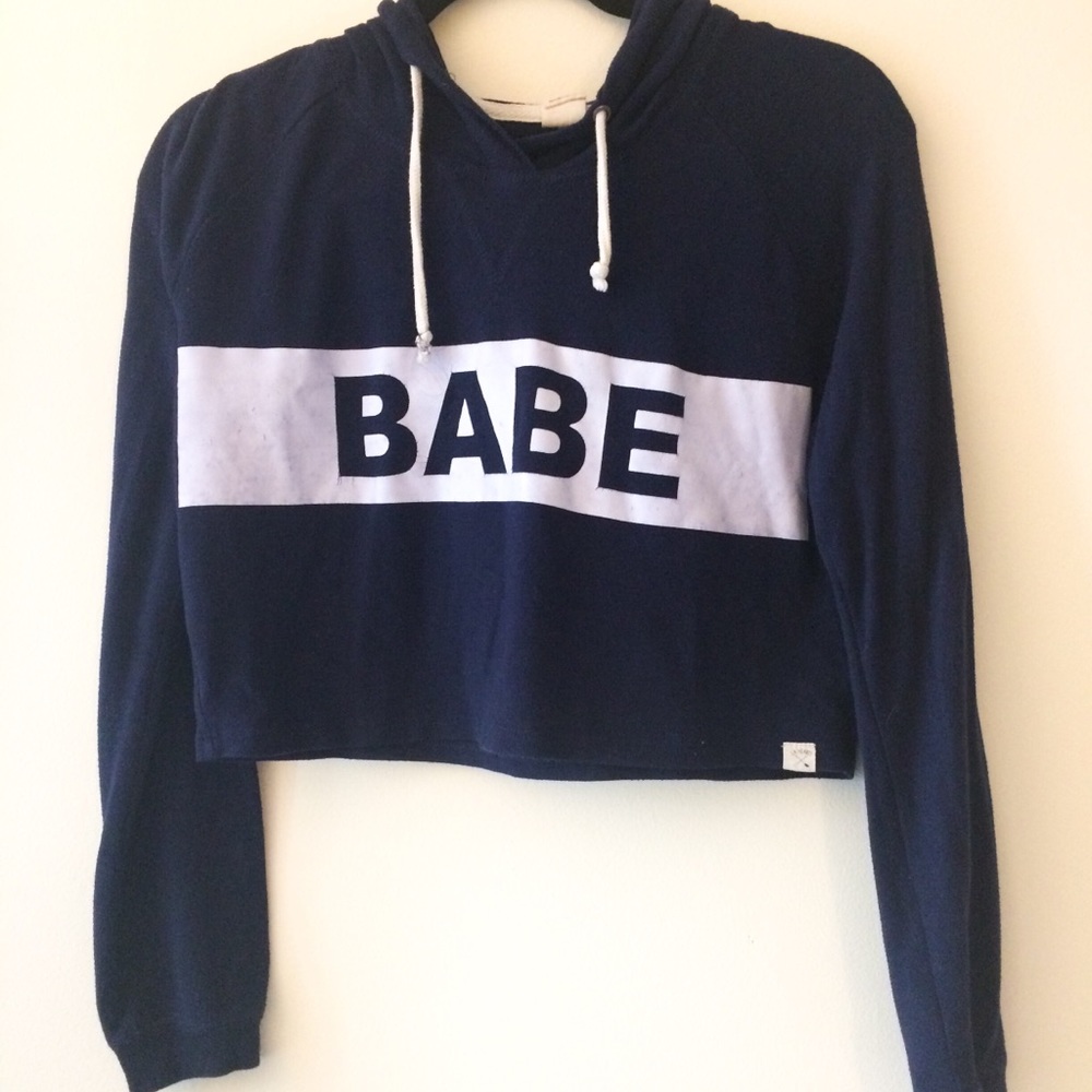 ✨HOST PICK!!✨LA Hearts “BABE” Crop Hoodie